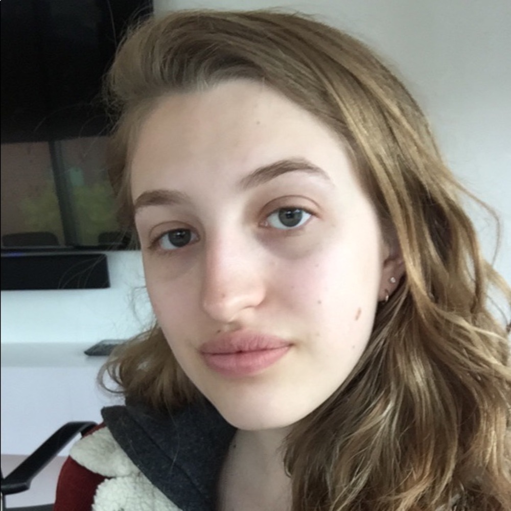 Meet your Posher, Maddy